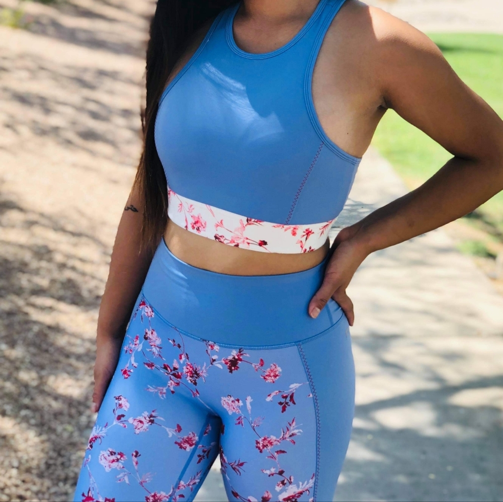 SOLD OUT - Fabletics Full Outfit Floral